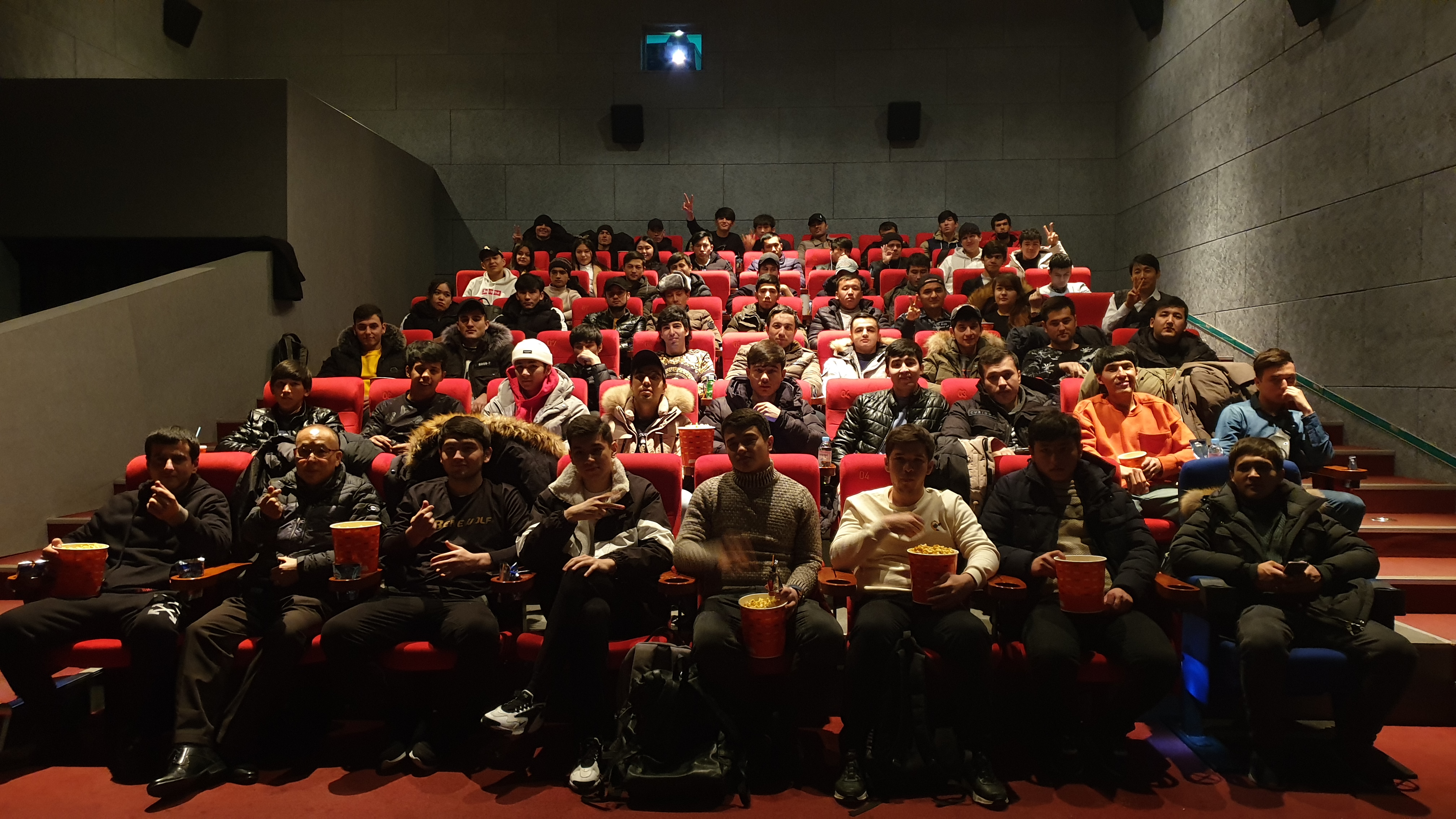 한국문화체험(백두산 영화관람_20191219)2.jpg