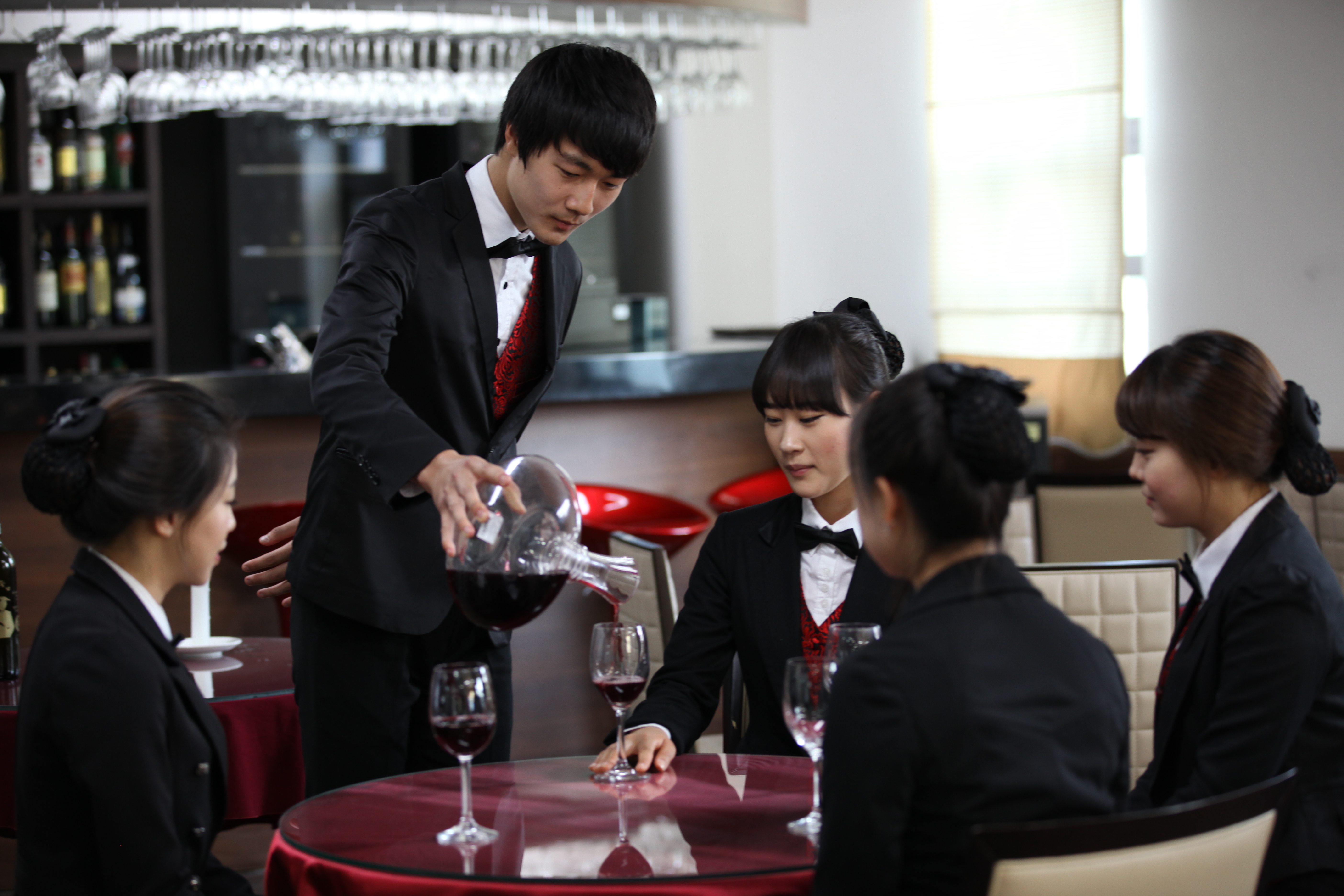 소믈리에 실습 수업